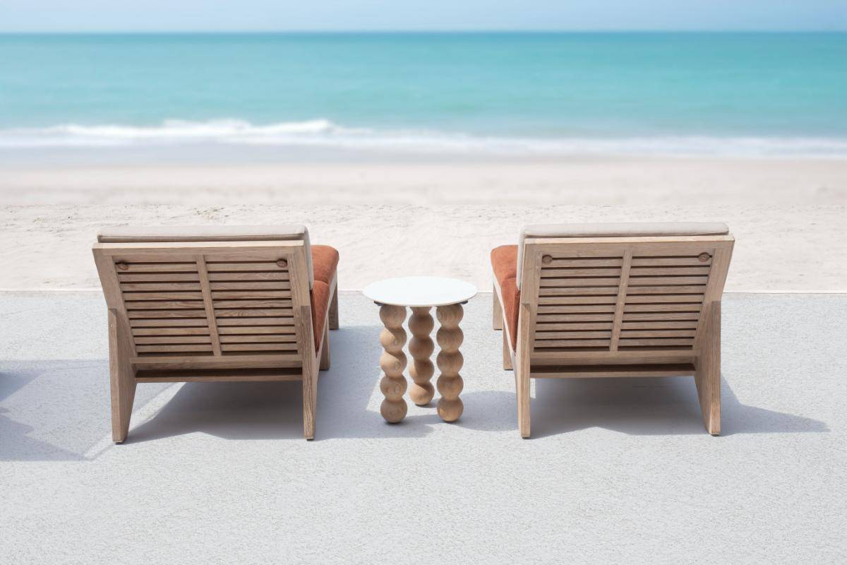 https://admin.terrisdraheim.com/media/thumbnails/collection-backgrounds/LABUAN-1-SEATER__LORENZO-TABLE_8a4fe40d_thumbnail_4096.jpg