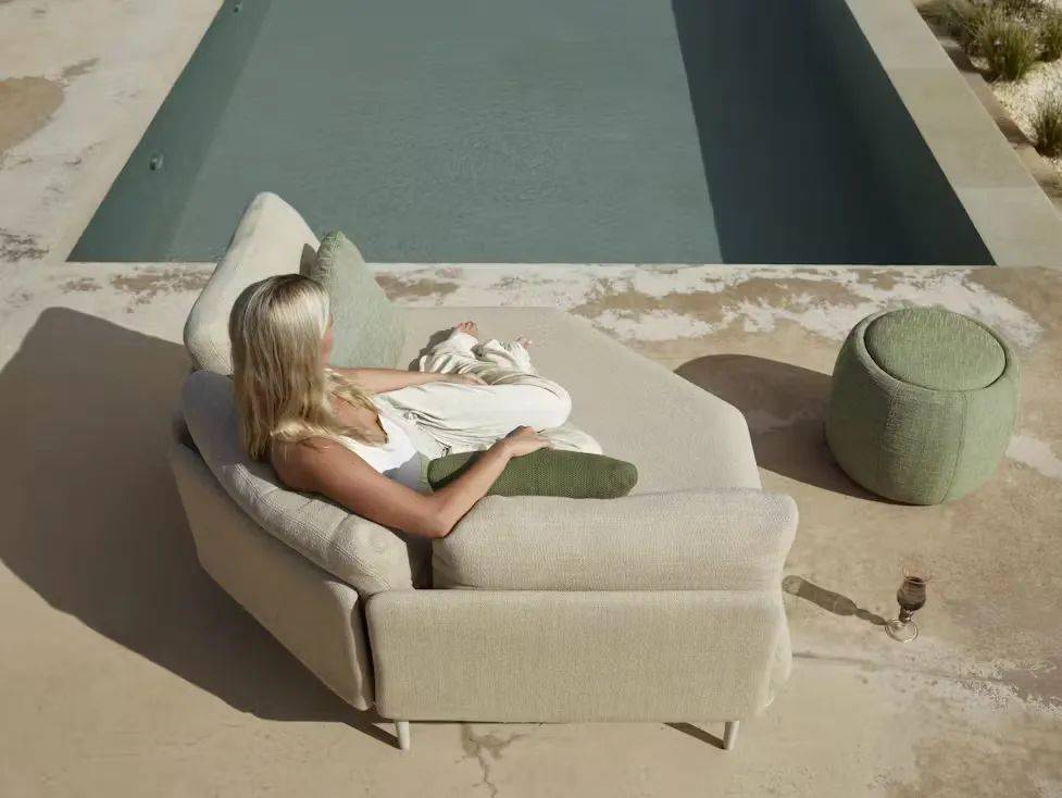 https://admin.terrisdraheim.com/media/thumbnails/collection-backgrounds/tonopoufs_7b66b9b7_thumbnail_4096.jpg