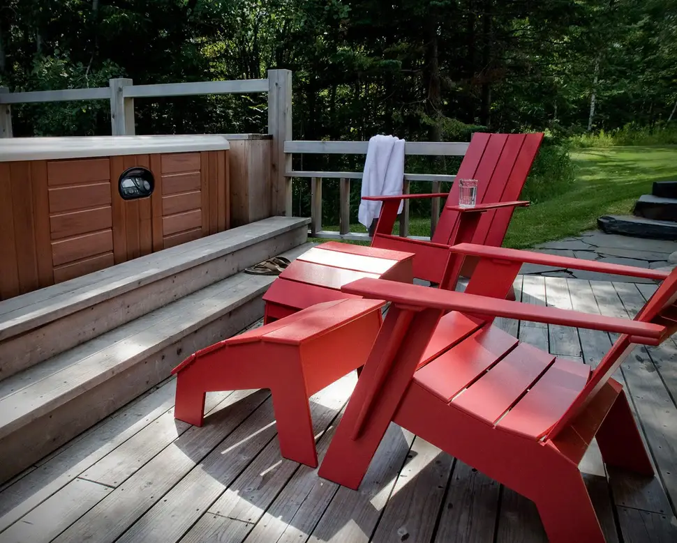 https://admin.terrisdraheim.com/media/thumbnails/collection-backgrounds/adirondack_ottoman_set-2_dd1f0951_thumbnail_4096.webp